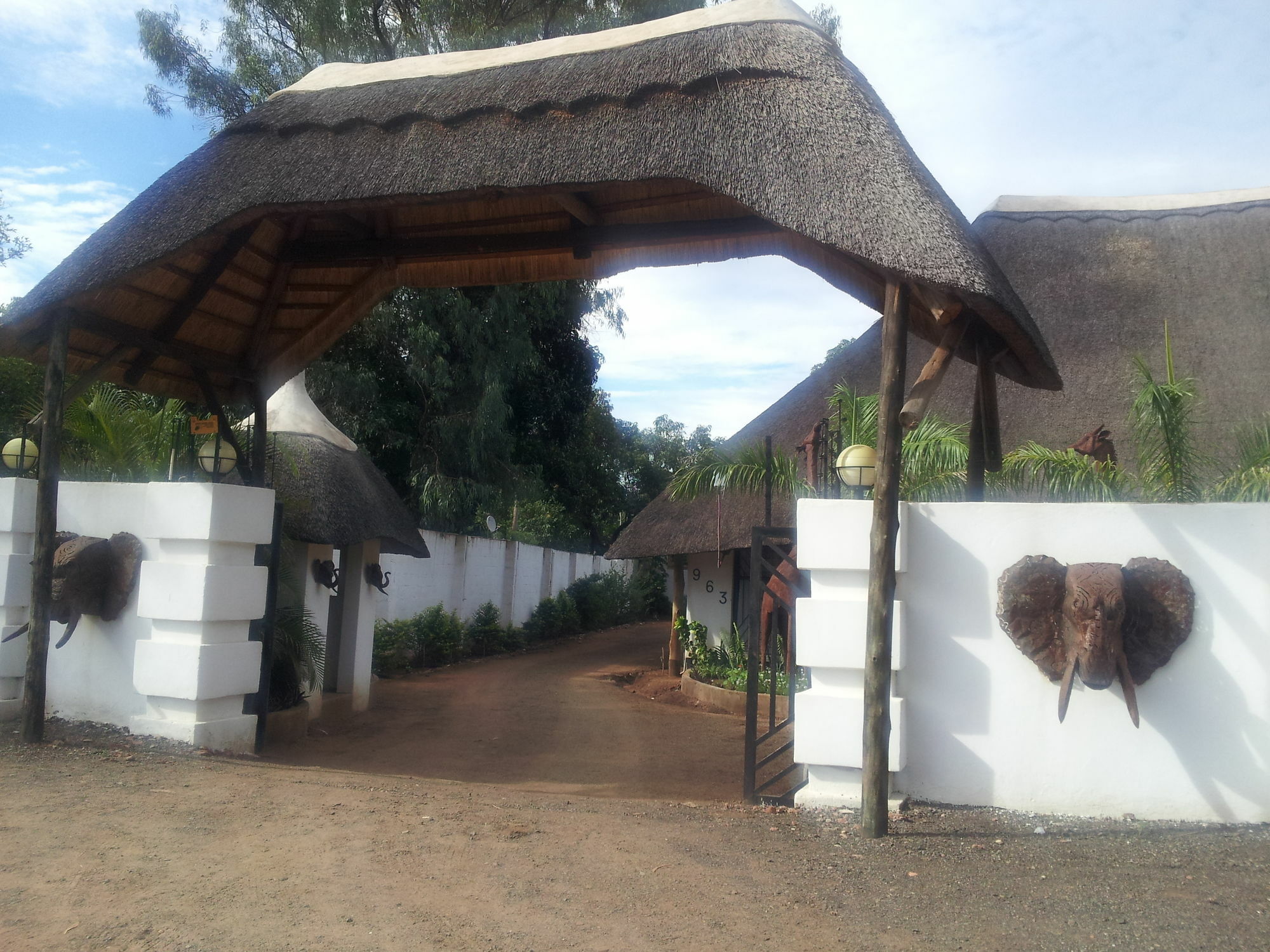 Ngoma Zanga Lodge Ливингстон Экстерьер фото